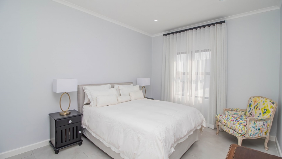 4 Bedroom Property for Sale in Sandown Western Cape